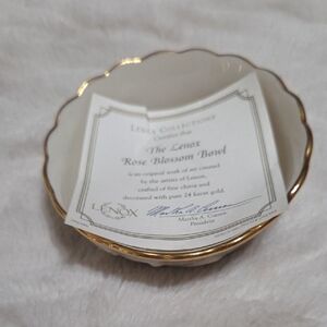 Lenox Rose Blossom Bowl - Cream and Gold